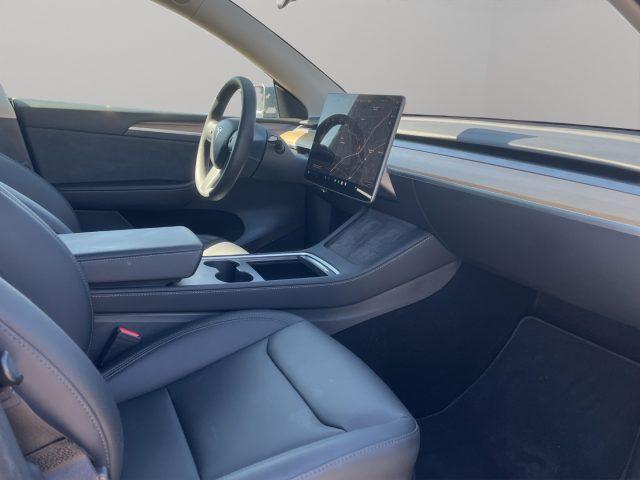 TESLA Model Y Performance Dual Motor 4WD
