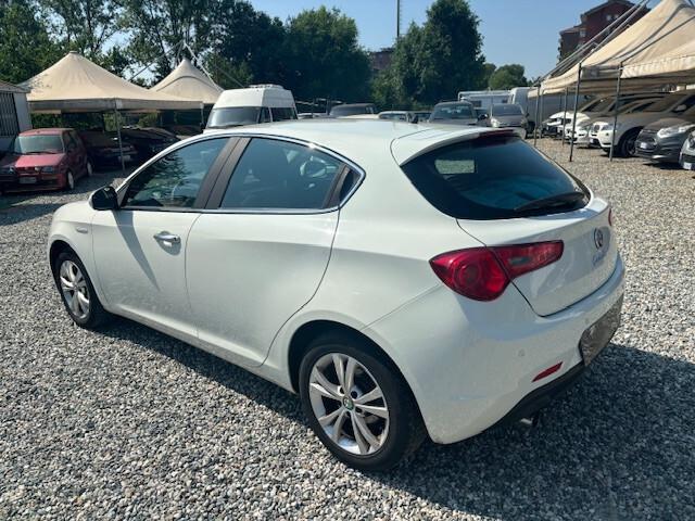 Alfa Romeo Giulietta 1.6 JTDm-2 105 CV Distinctive