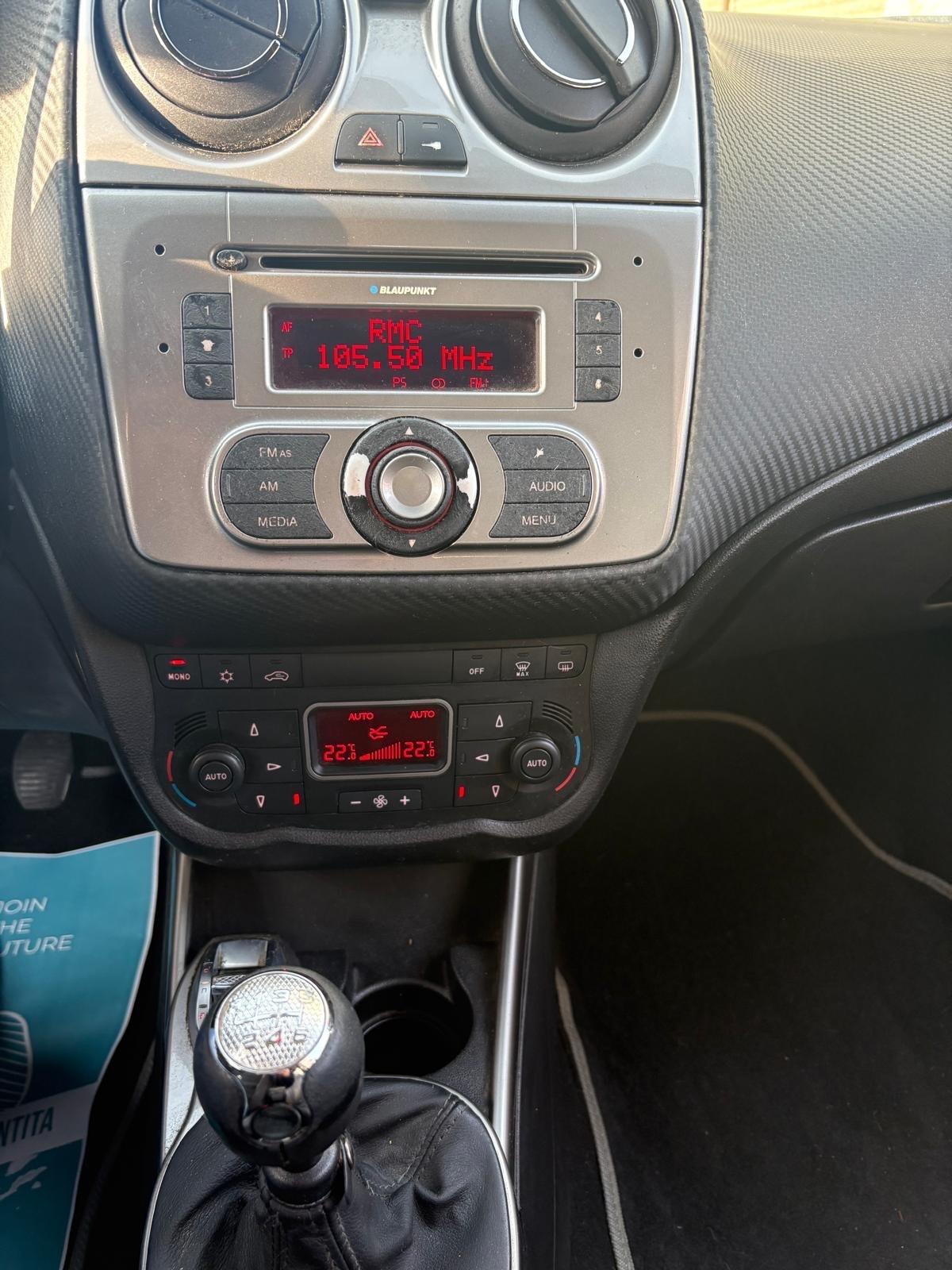 Alfa Romeo MiTo 1.4 T 155 CV Distinctive Sport Pack