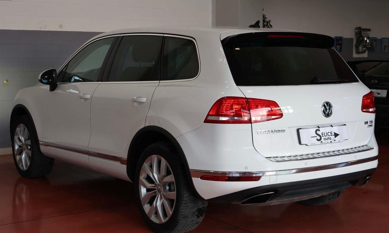 Volkswagen Touareg 3.0 TDI 204 CV tiptronic BlueMotion Techn. Executive