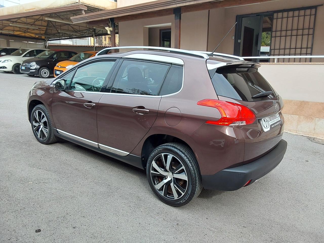 Peugeot 2008 1.6 HDi 90 CV Allure.