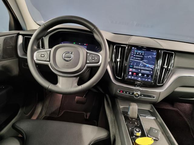 VOLVO XC60 B5 (d) AWD Geartronic Momentum Pro