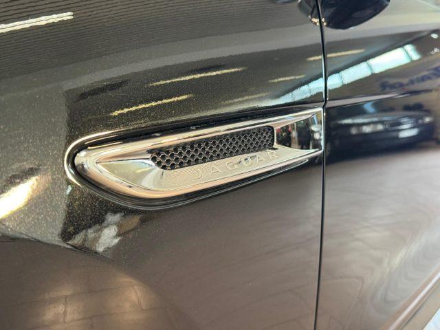 JAGUAR F-Pace 3.0 D V6 300 CV AWD aut. First Edition PELLE
