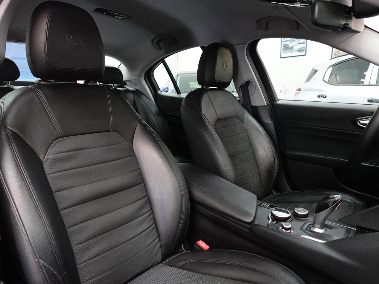 Alfa Romeo Giulia 2.2 MJT 180 CV AT8 SUPER