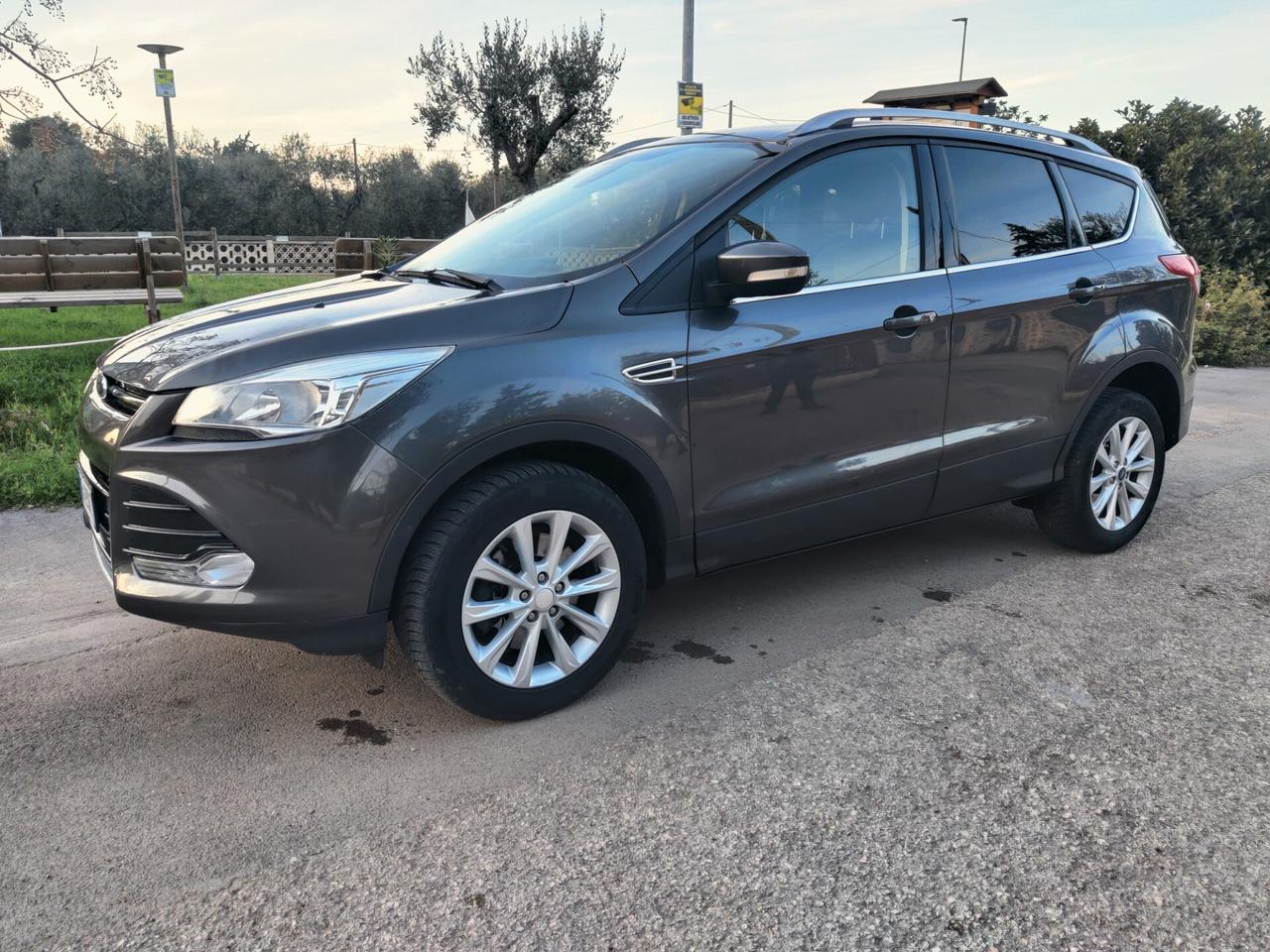 Ford Kuga 2.0 TDCI 150 CV S&S 4WD Titanium