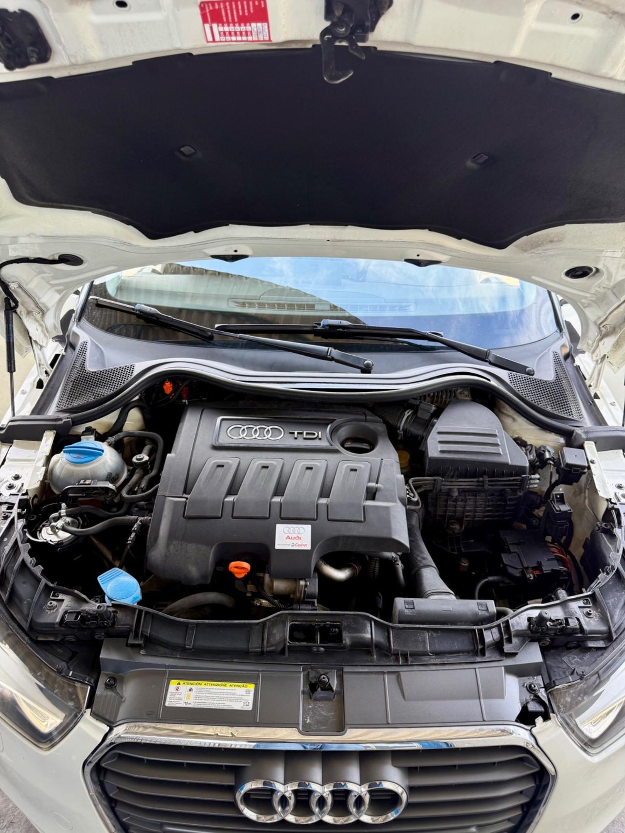 Audi A1 1.6 TDi 90cv EURO5B - NEOPATENTATI OK