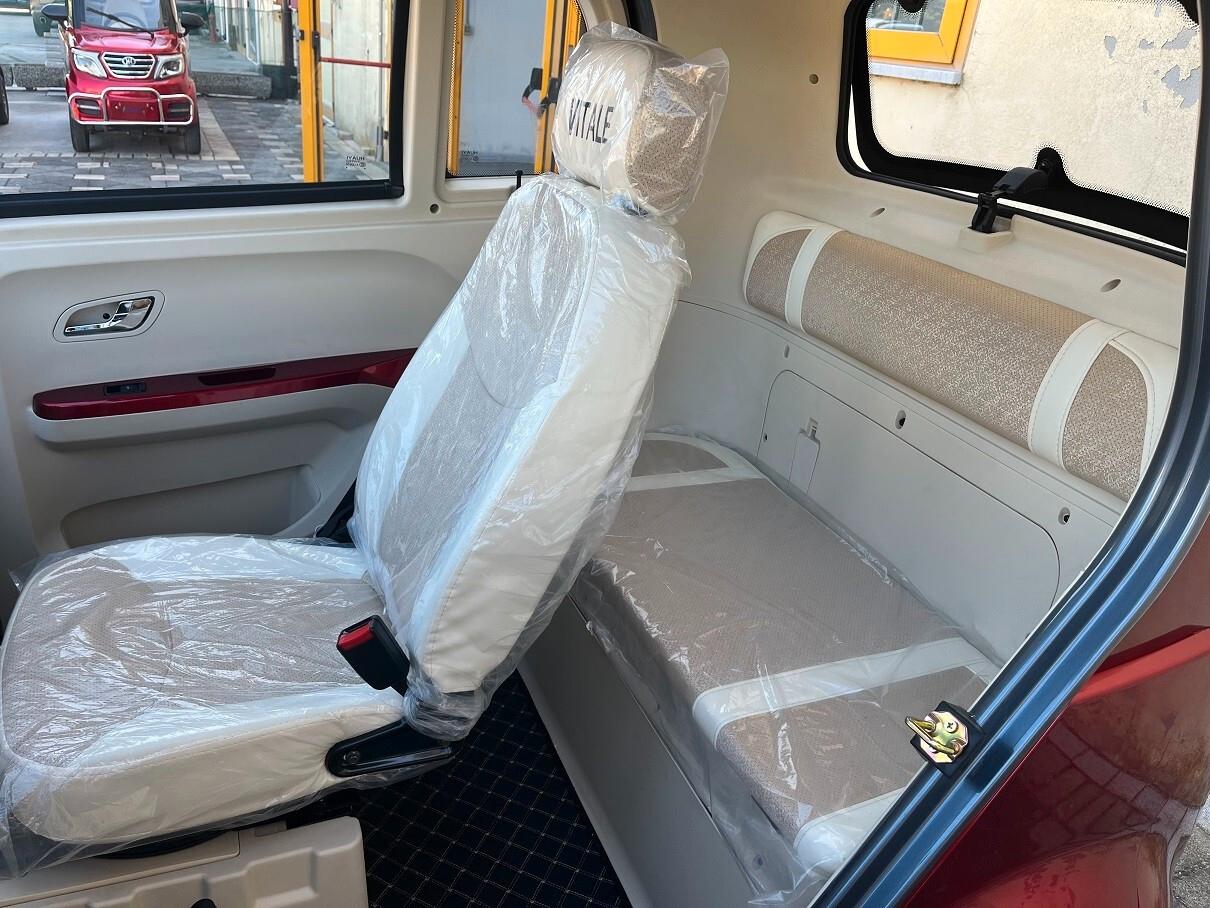 DELTA Plus scooter cabinato anziani/disabili microcar