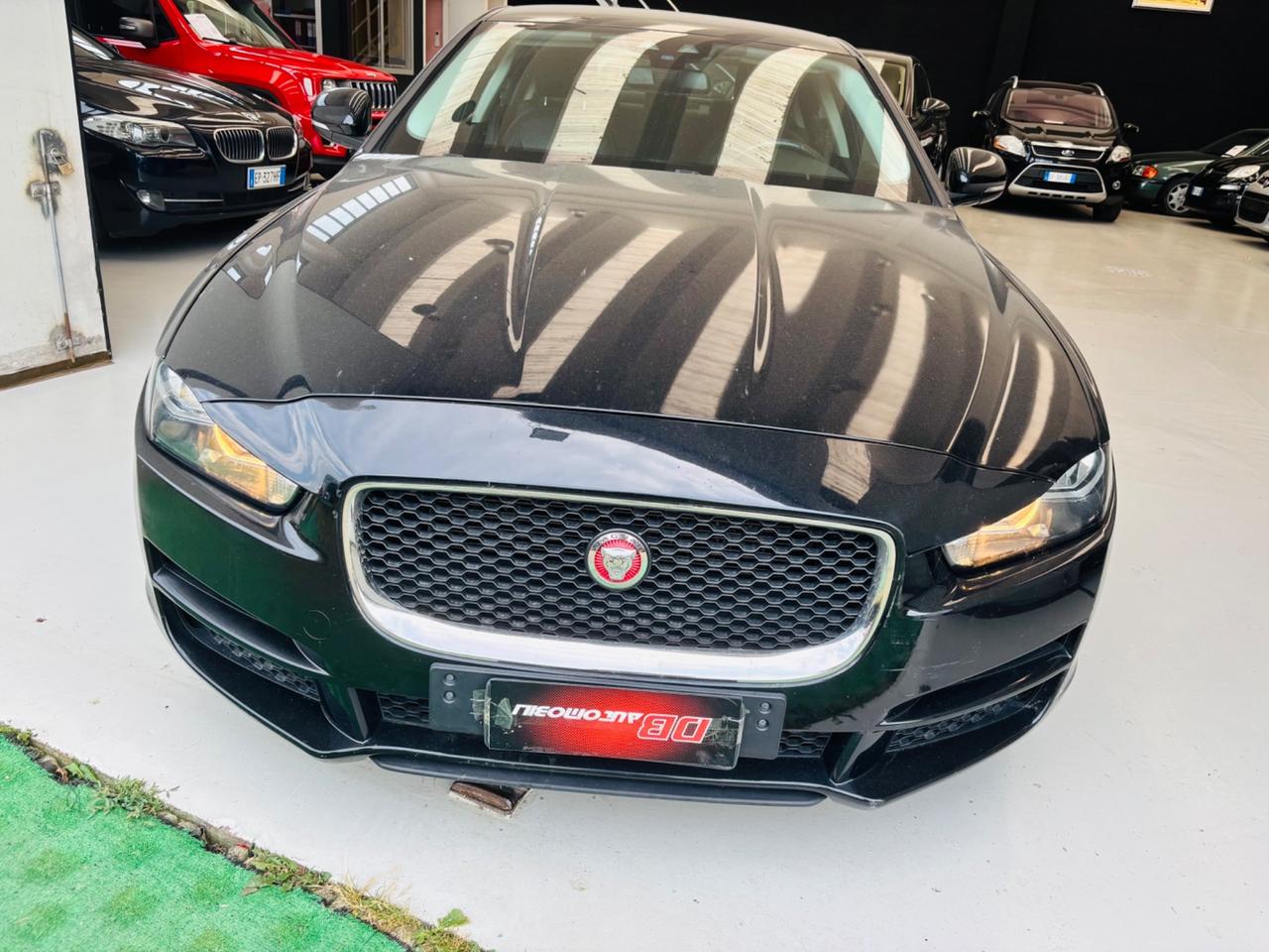 Jaguar XE 2.0 D Turbo Portfolio