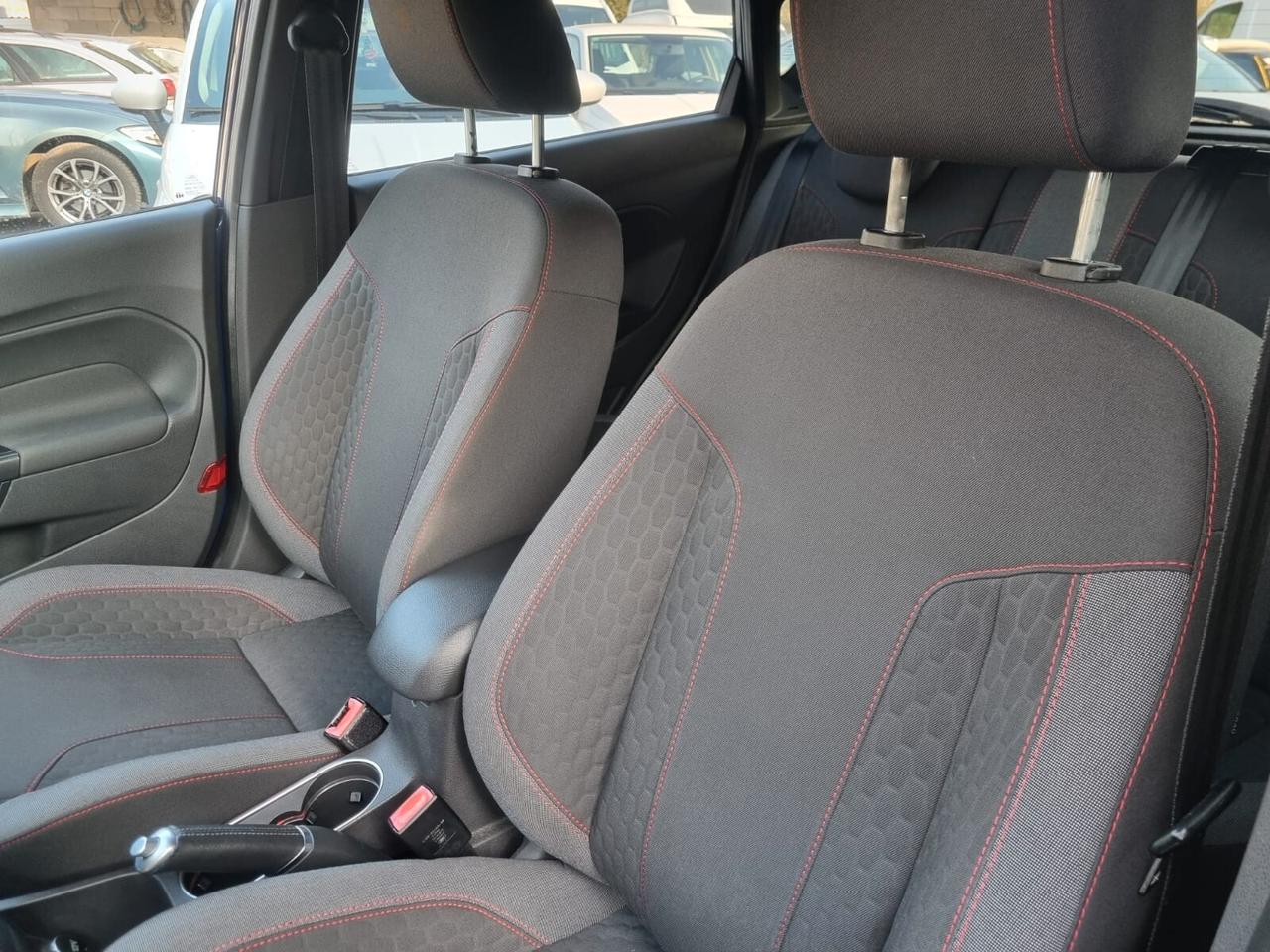 Ford Fiesta 1.5 TDCi 95CV 5 porte ST-Line