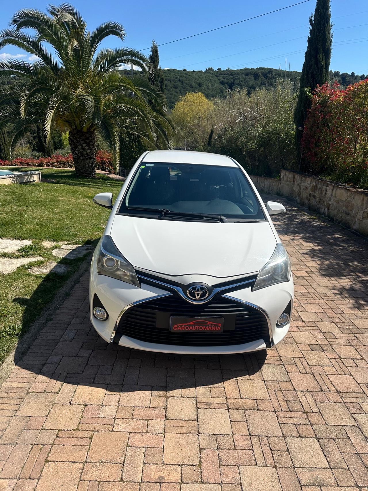 Toyota Yaris 1.0 5 porte Active