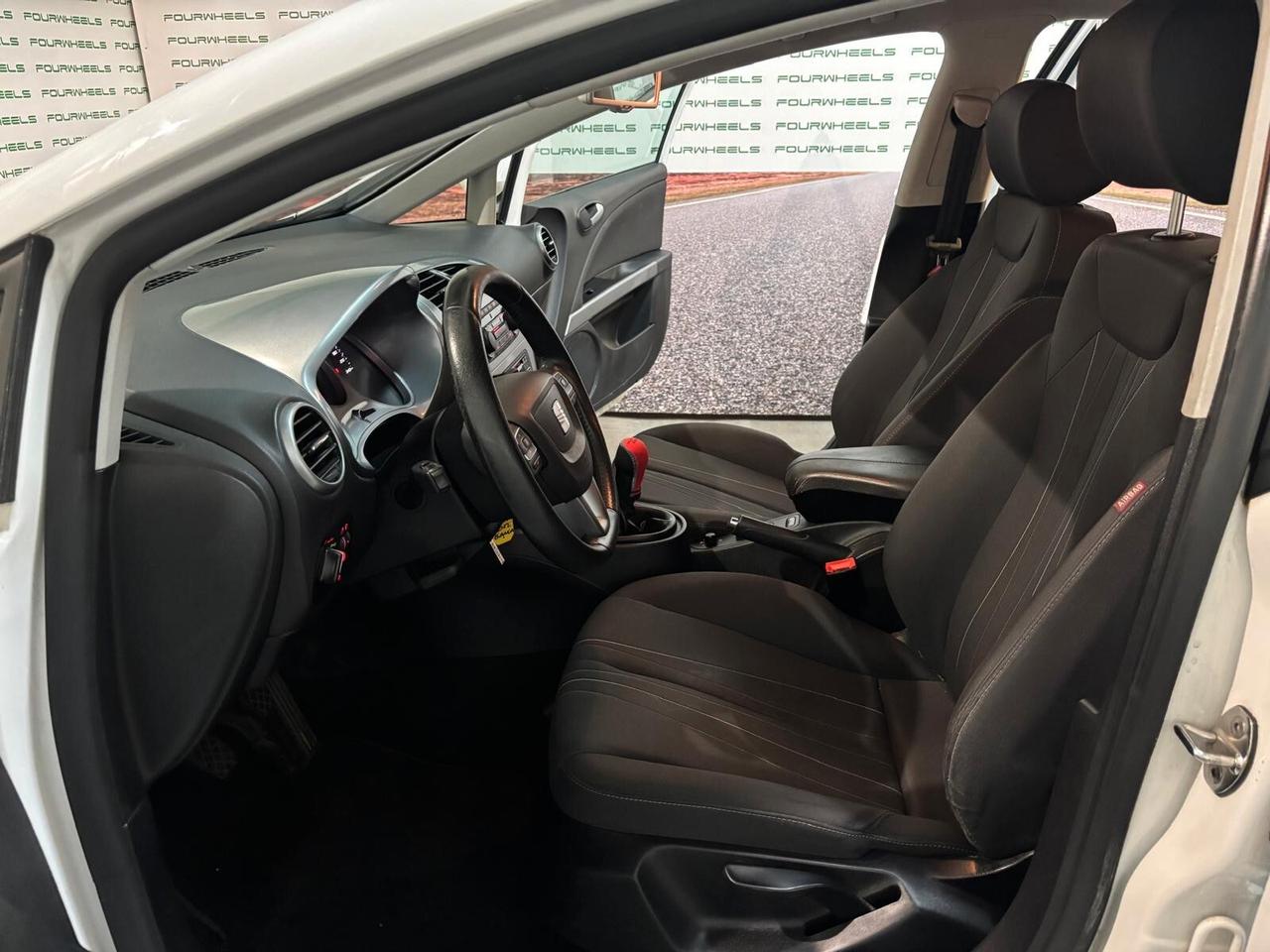 Seat Leon 1.6 TDI 105 CV 5p. Style