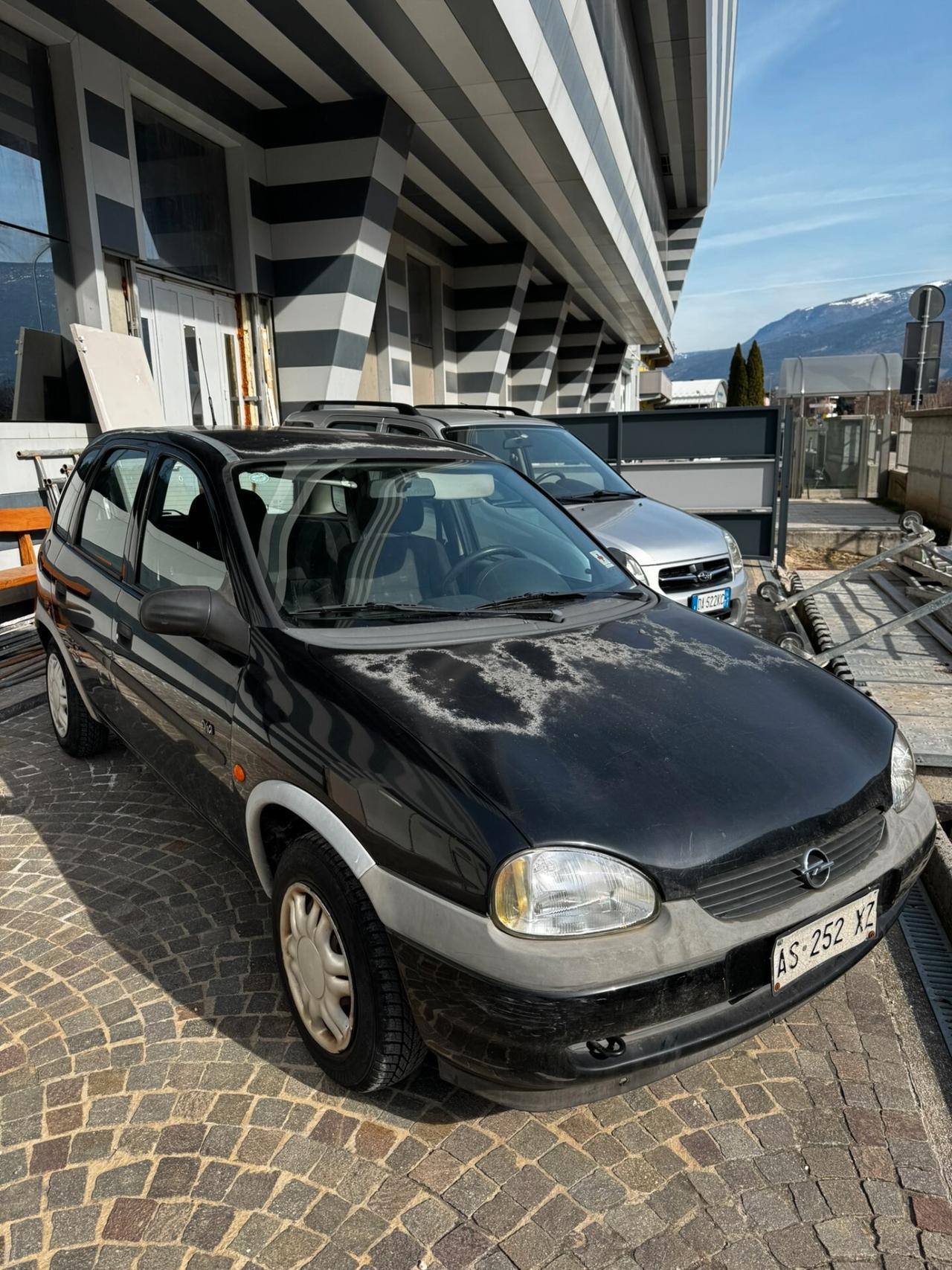 Opel Corsa 1.2i cat 5 porte Viva