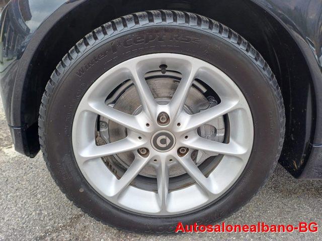 SMART ForTwo 1000 52 kW coupé passion BICOLORE NERO/ARGENTO