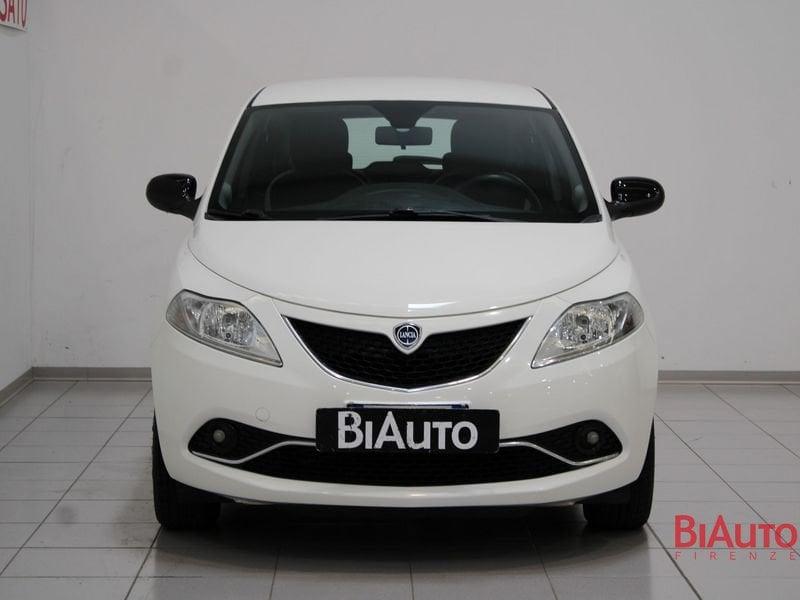 Lancia Ypsilon Ypsilon 0.9 TwinAir 85 CV 5 porte S&S DFN Gold