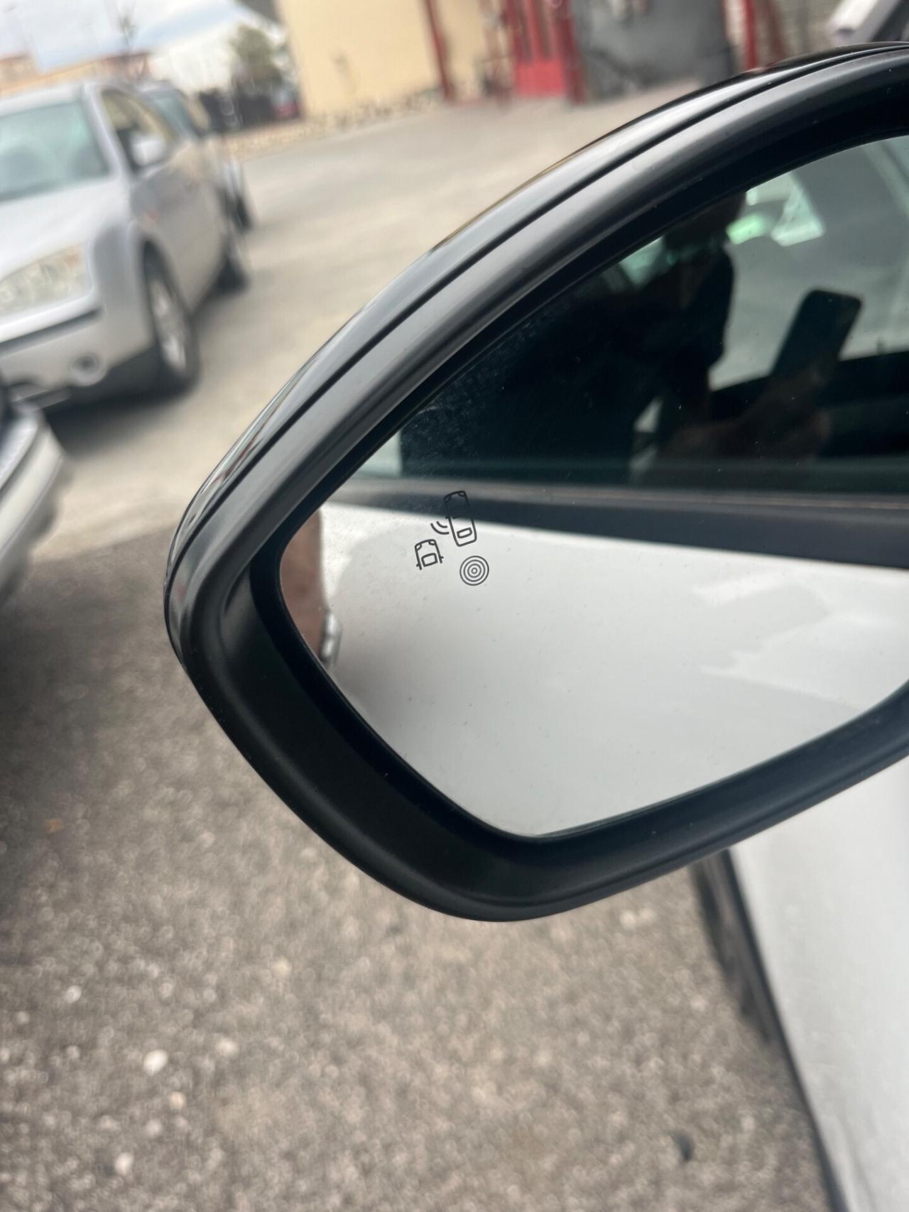 Citroen C3 PureTech 110 S&S EAT6 Shine
