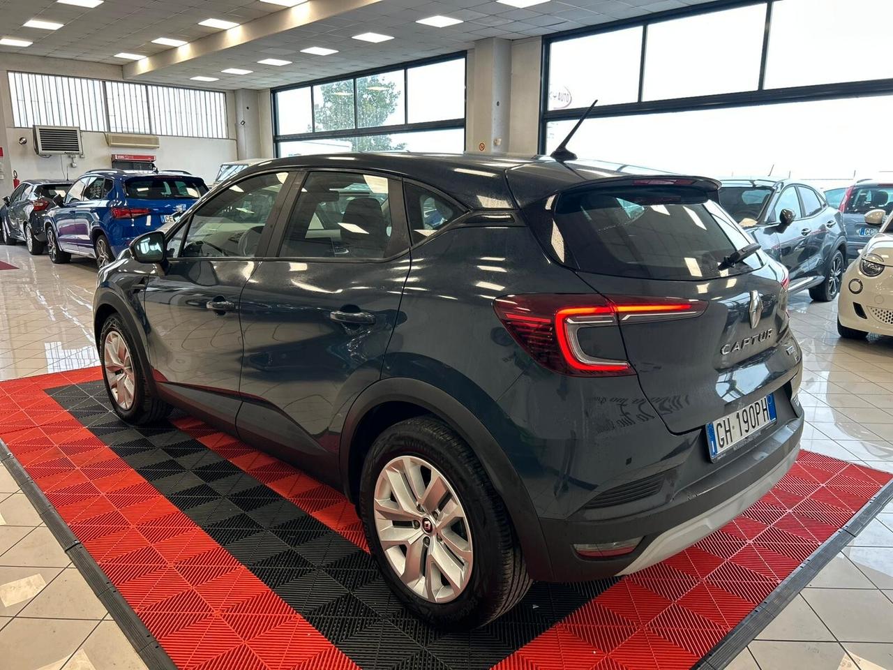 Renault Captur Full Hybrid E-Tech 145 CV Zen