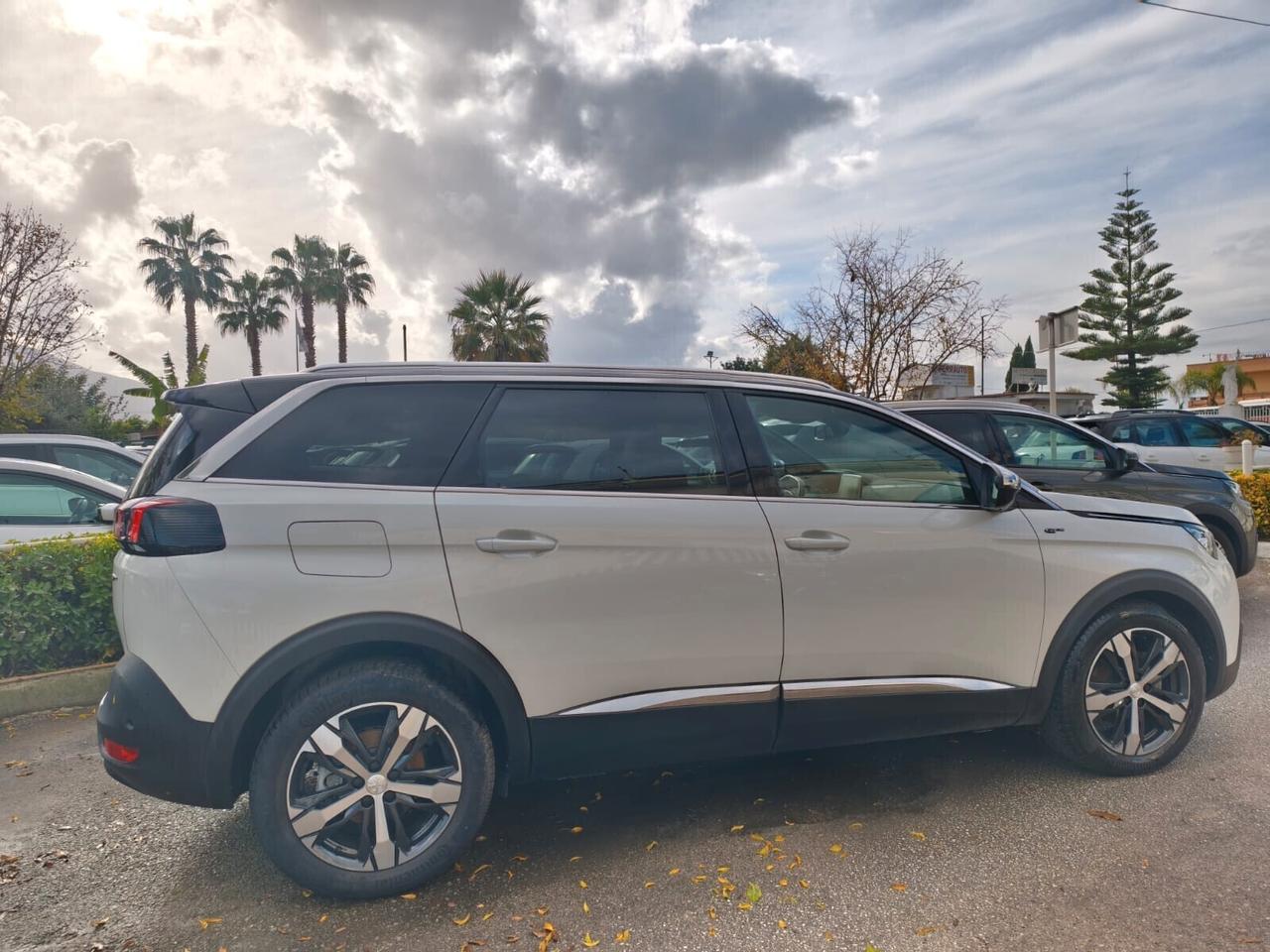 PEUGEOT 5008GTLINE 2.0HDi 180CV GTLINE FULL 7 POSTI