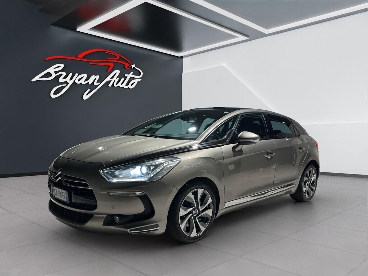 Ds DS5 2.0 HDi 163CV aut. So Chic T.PANOR. AUTO