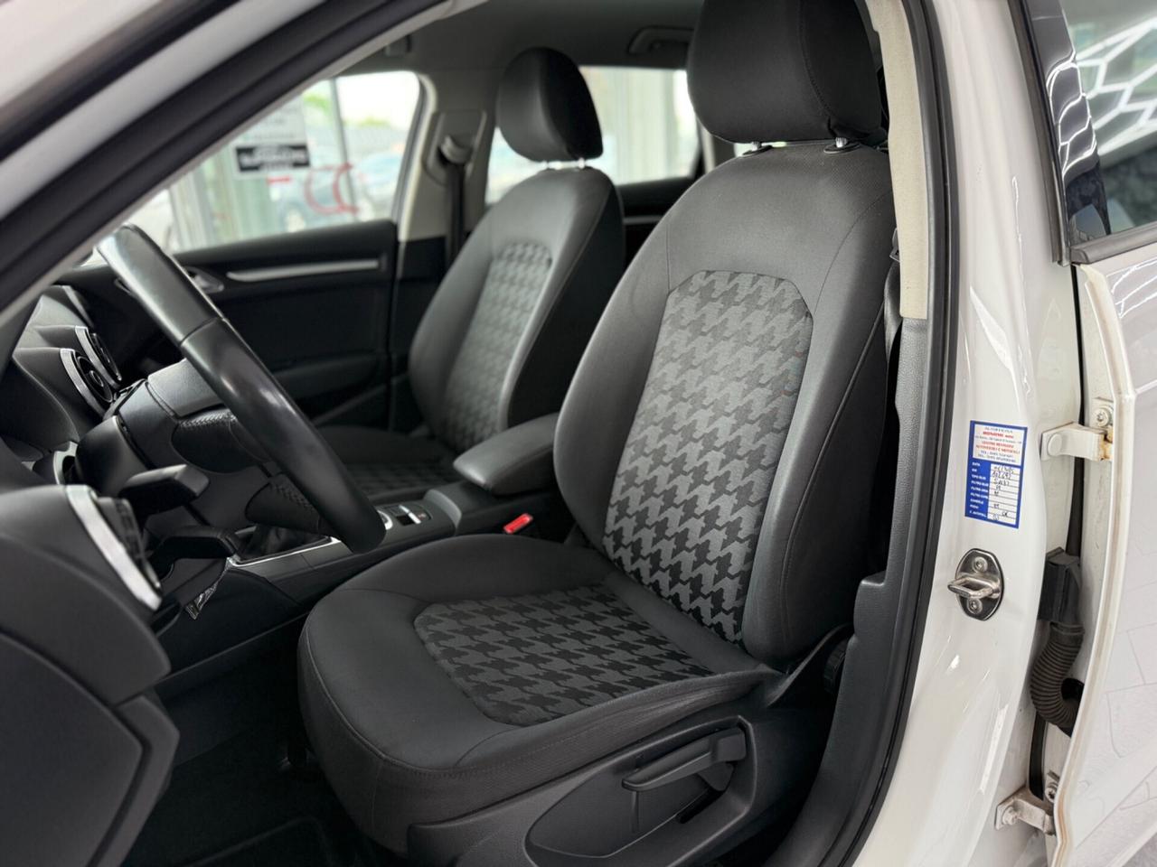 Audi A3 1.2 TFSI 110 CV Ambiente