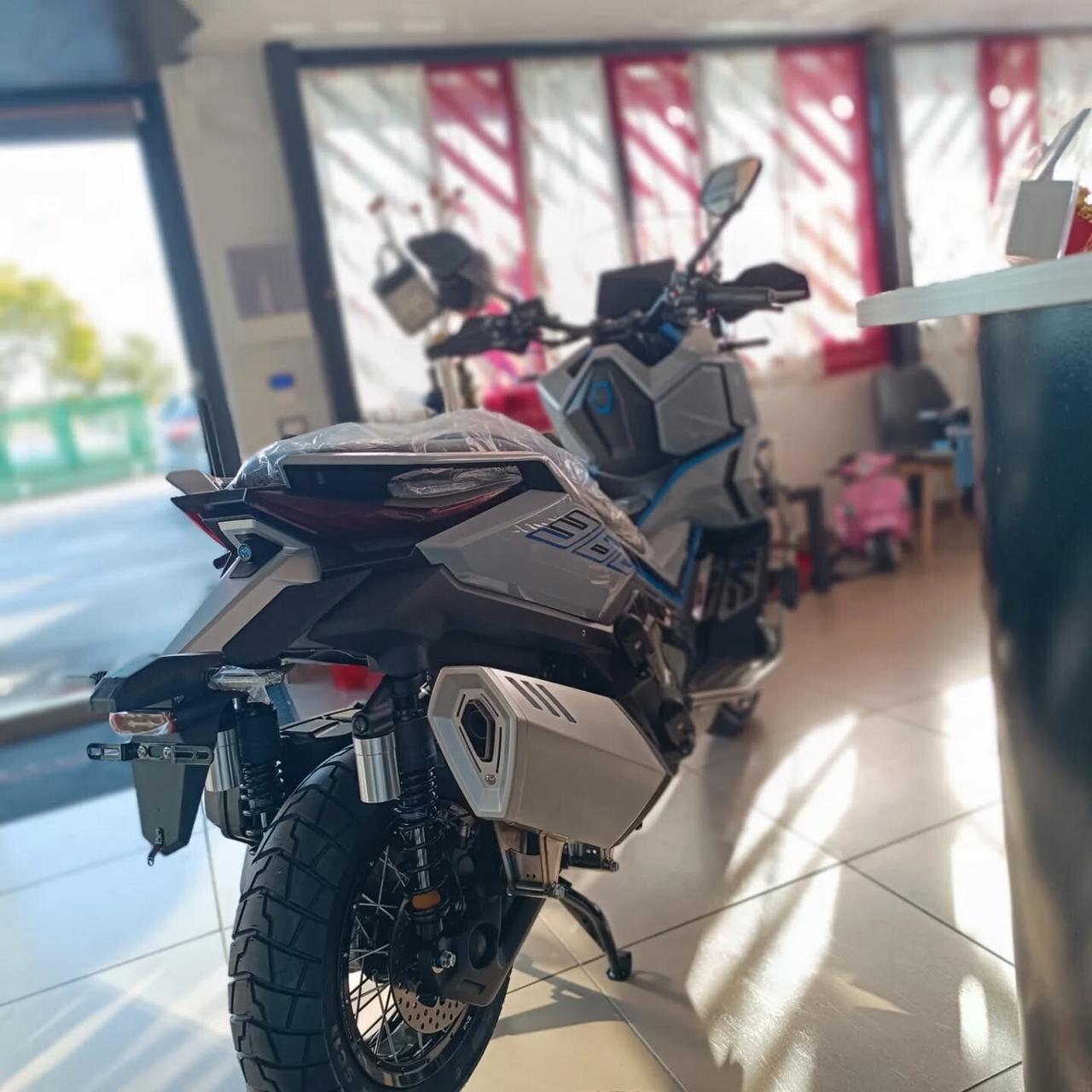 Zontes ZT 368 G ADV NUOVI DA IMMATRICOLARE