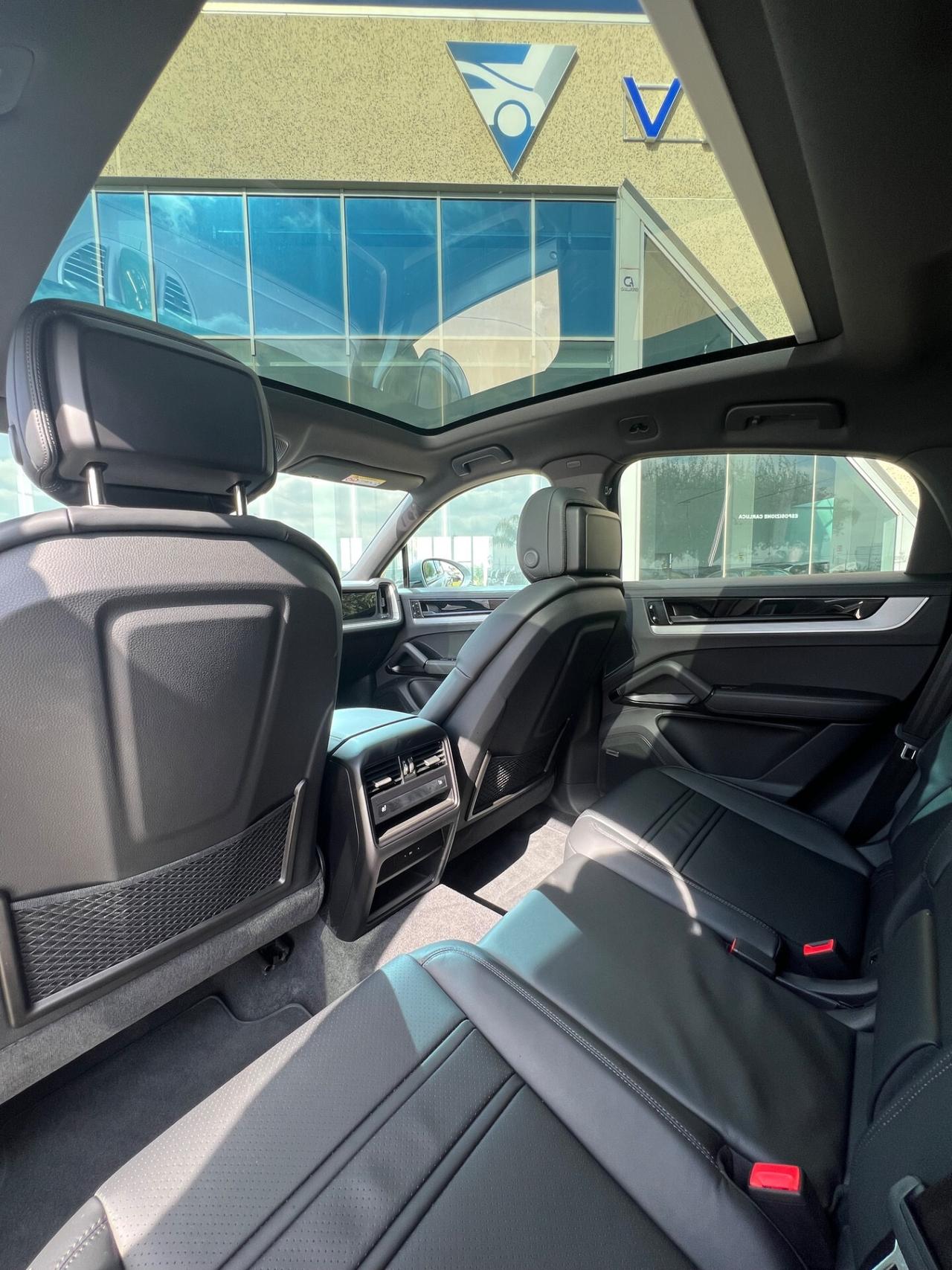 Porsche Cayenne Coupé 4.0 V8 S possibilità noleggio no scoring