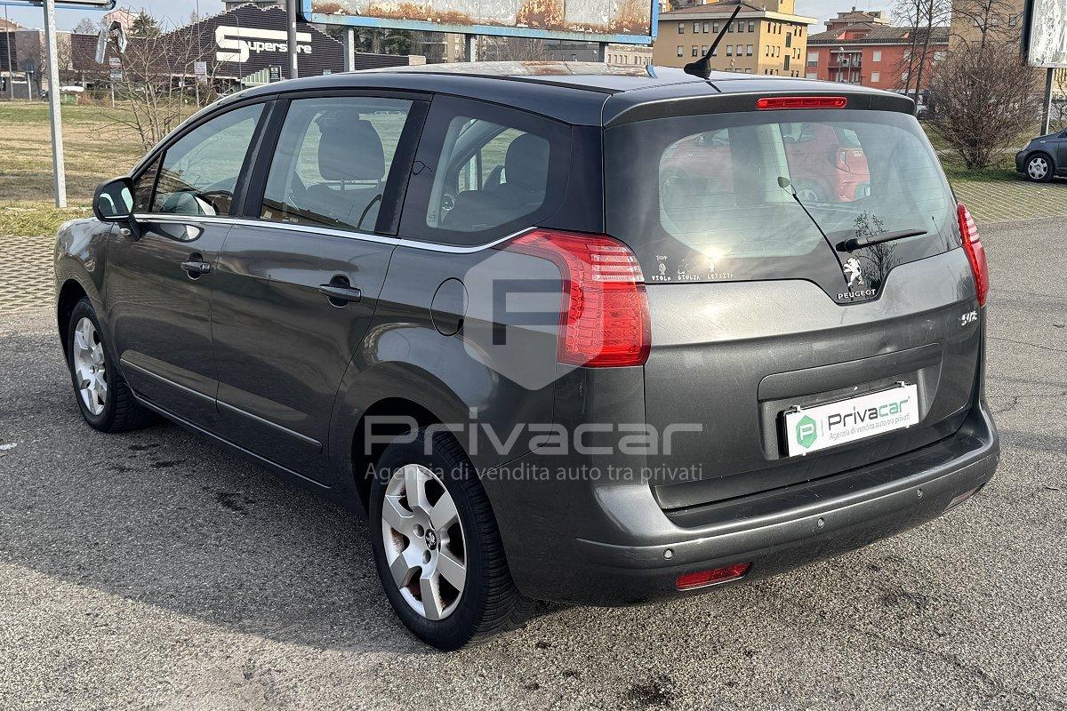 PEUGEOT 5008 1.6 HDi 115CV Business