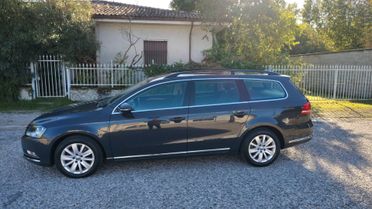 Volkswagen Passat Var. 1.6 TDI BlueMotion Tech. NAVIPLUS