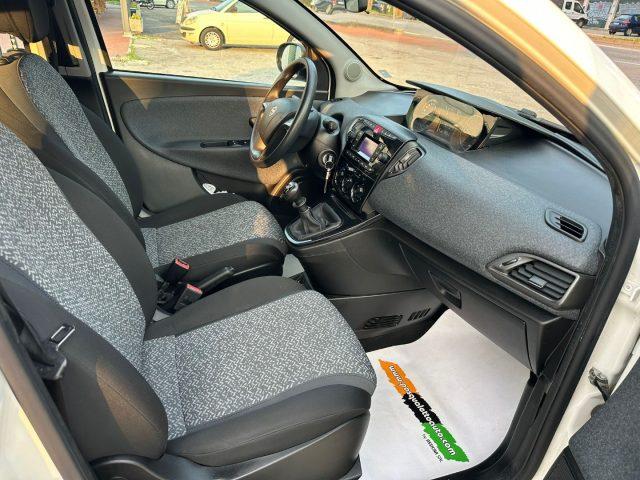 LANCIA Ypsilon 1.2 69 CV GPL Ecochic Elefantino Blu