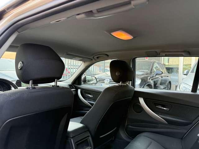 BMW 320 320d Touring Business auto