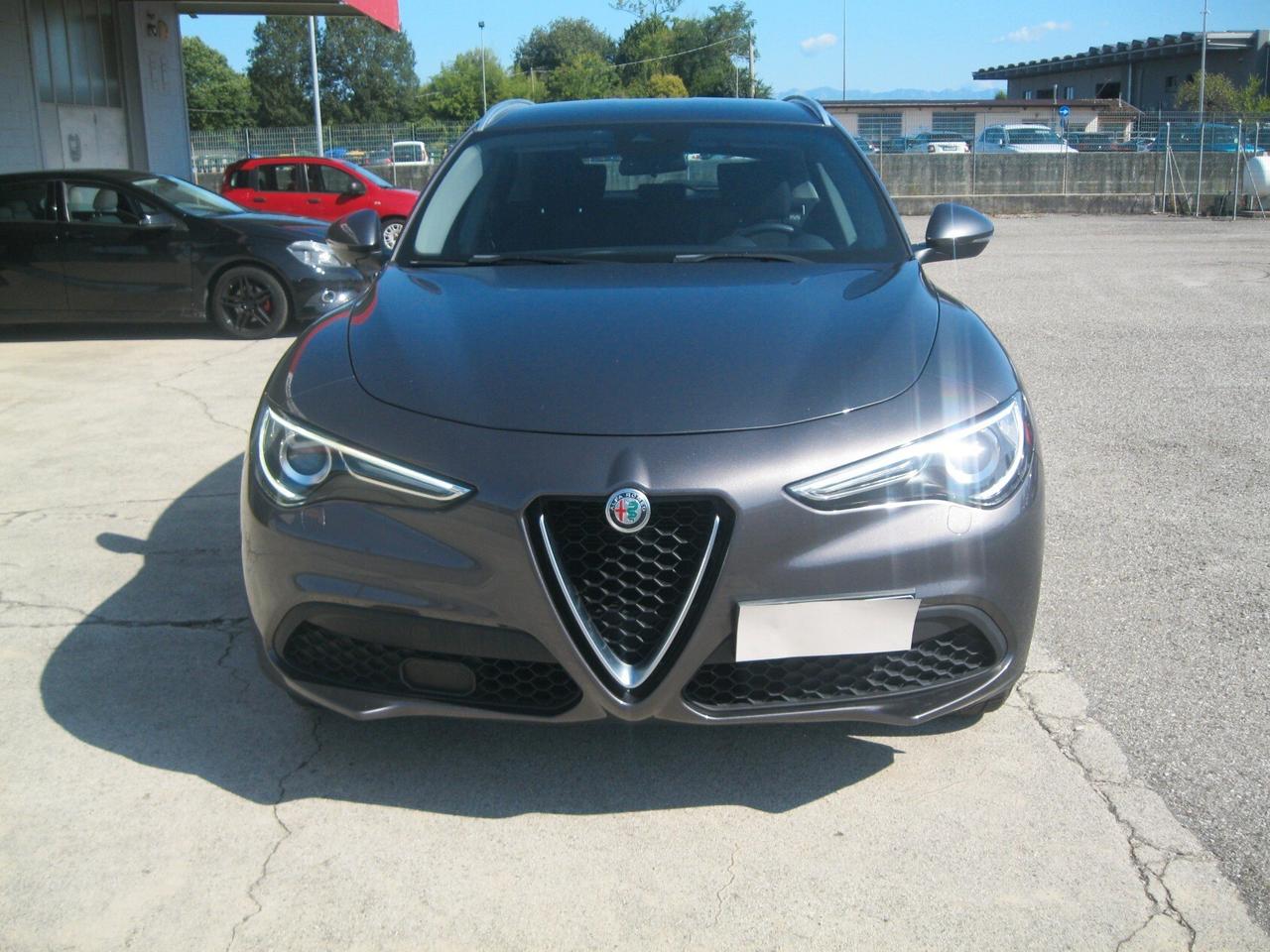 Alfa Romeo Stelvio 2.2 Turbodiesel 190 CV AT8 Q4 Business