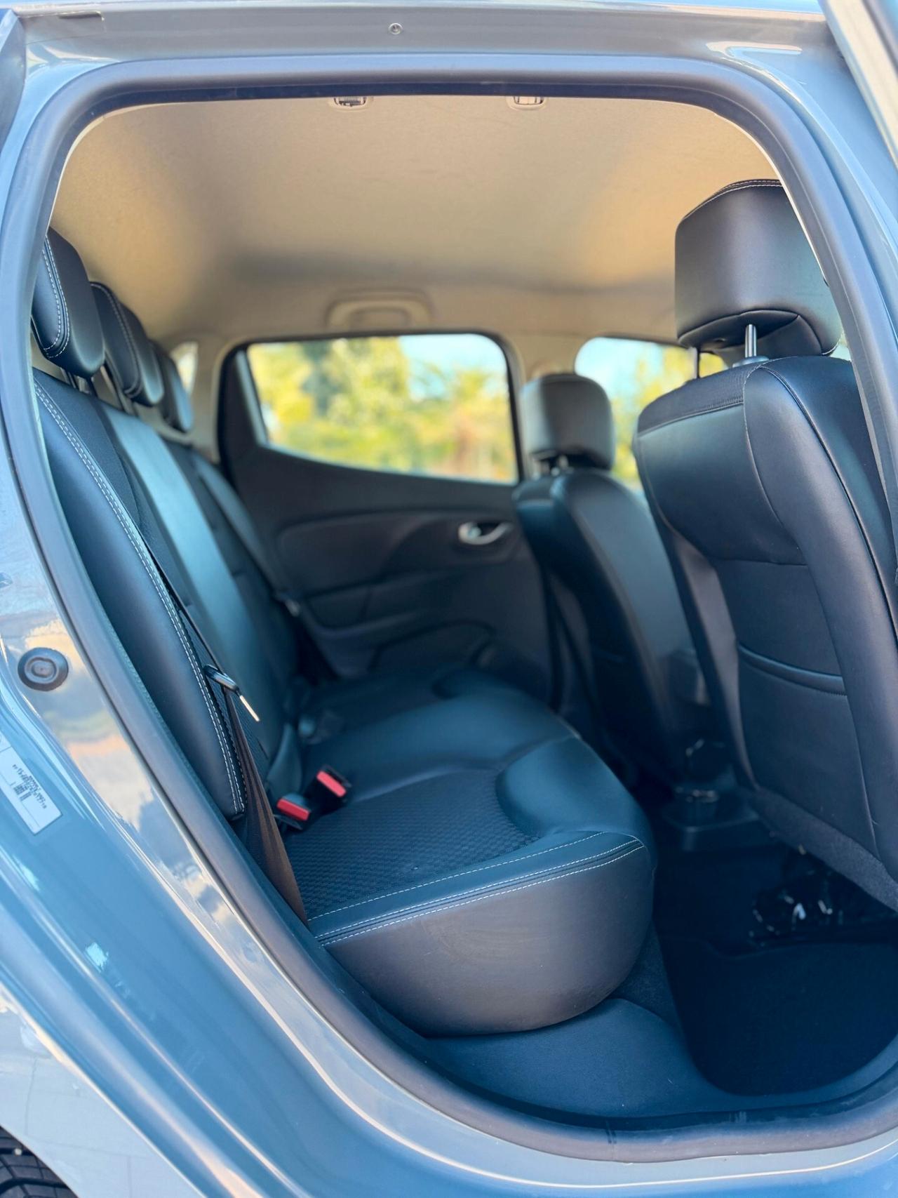 Renault Clio 1.5 dCi 5 porte Moschino Intens neopatentati