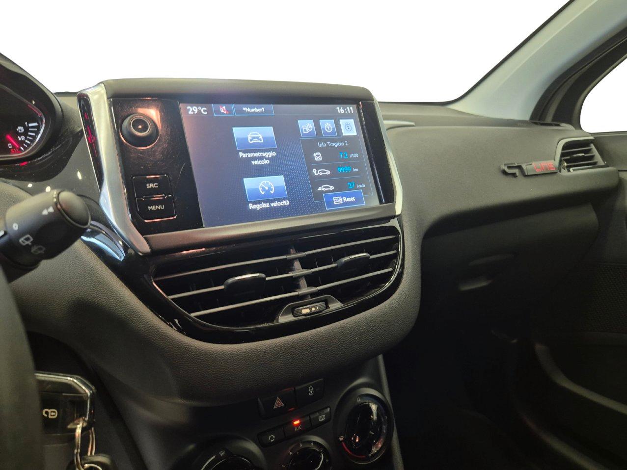 Peugeot 208 5p 1.2 puretech Active - NEOPATENTATI - Bluetooth - Clima