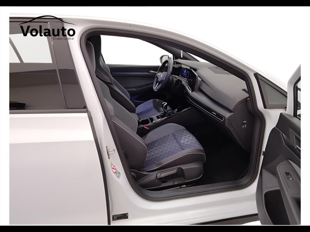 VOLKSWAGEN Golf VIII 2020 - Golf 1.5 tsi evo R-Line 130cv