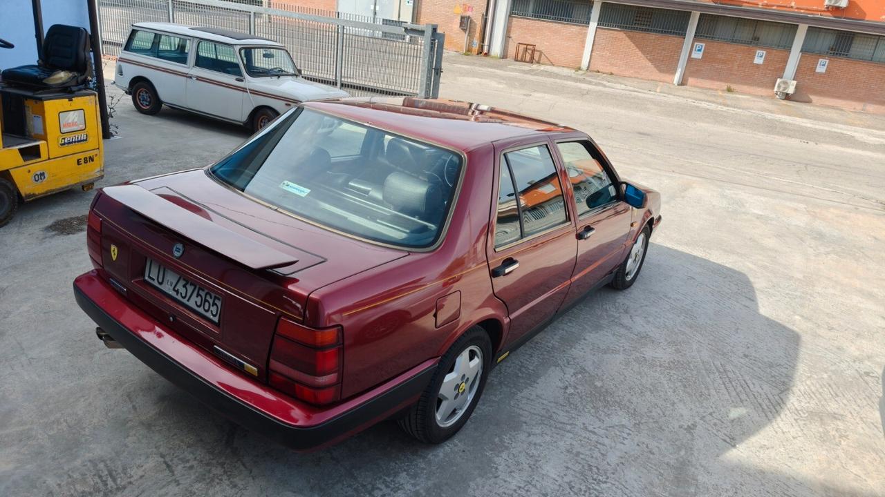 Lancia Thema 8.32