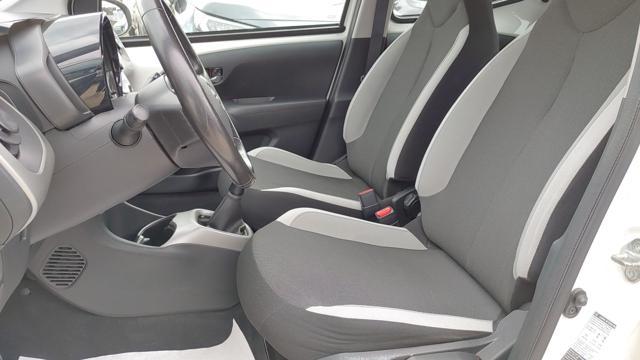 TOYOTA Aygo BUSINESS 1.0cc 71cv