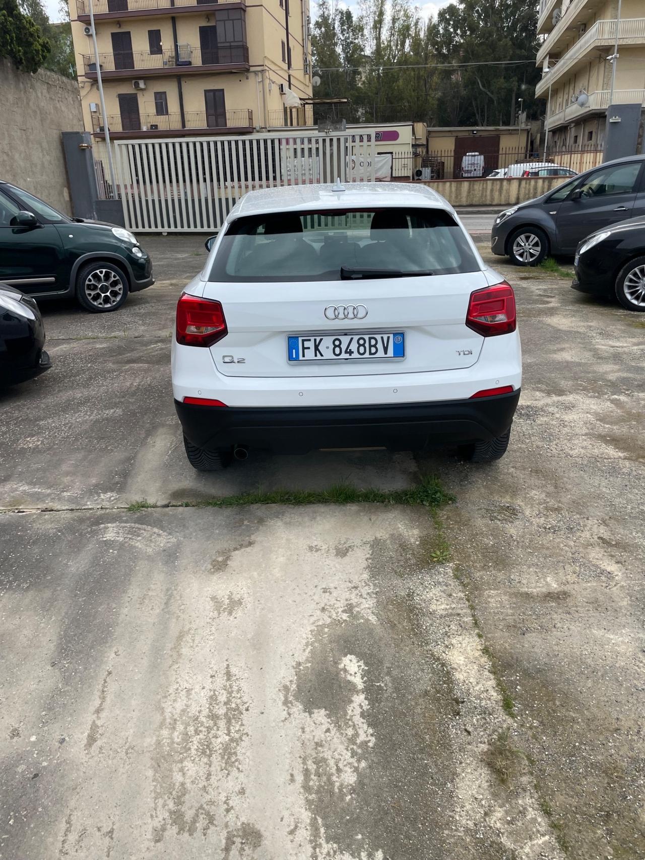 Audi Q2 1.6 TDI S tronic Business