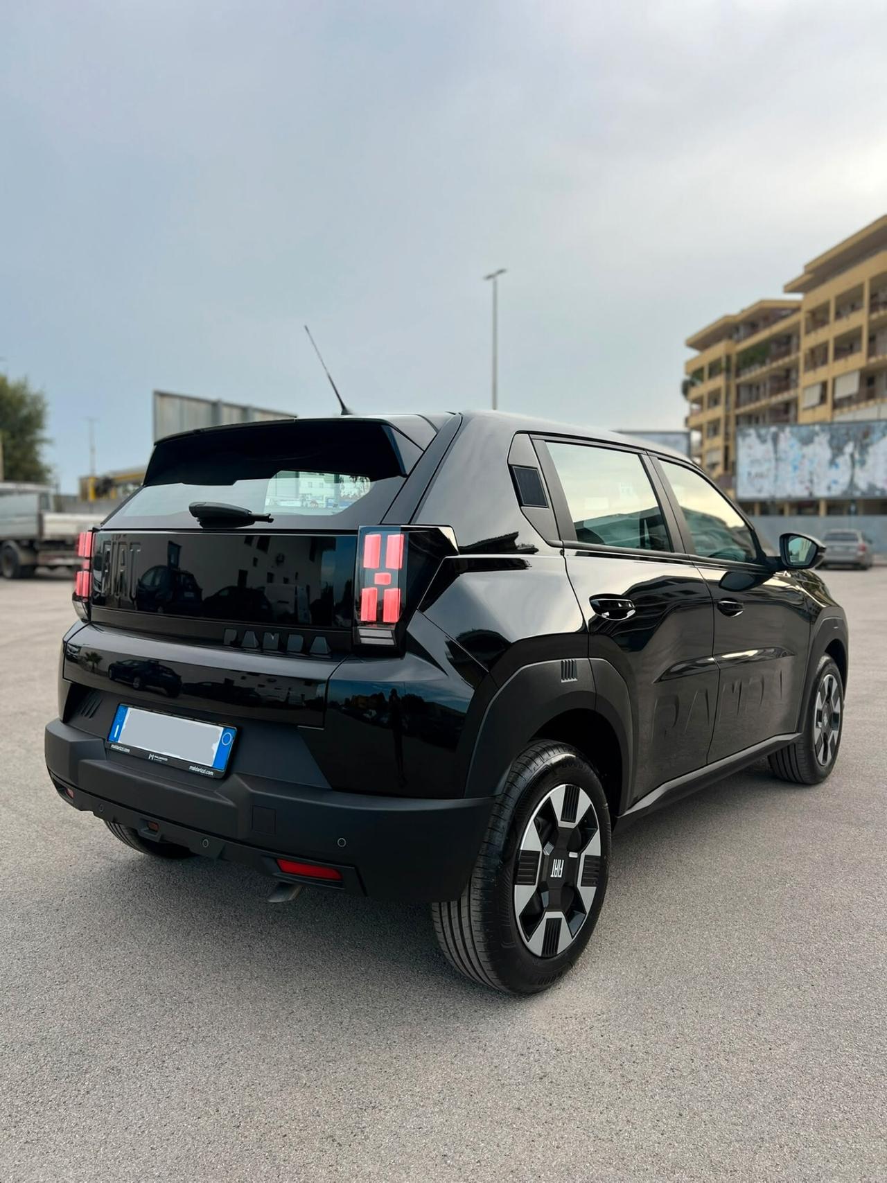 Fiat Grande Panda 1.2 Hybrid 101 CV S&S Business