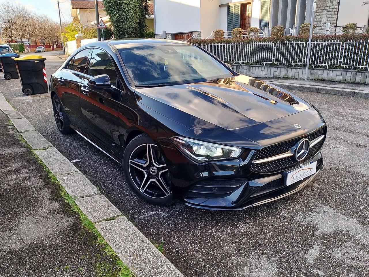 Mercedes-Benz CLA 200 Premium CLA 200 D