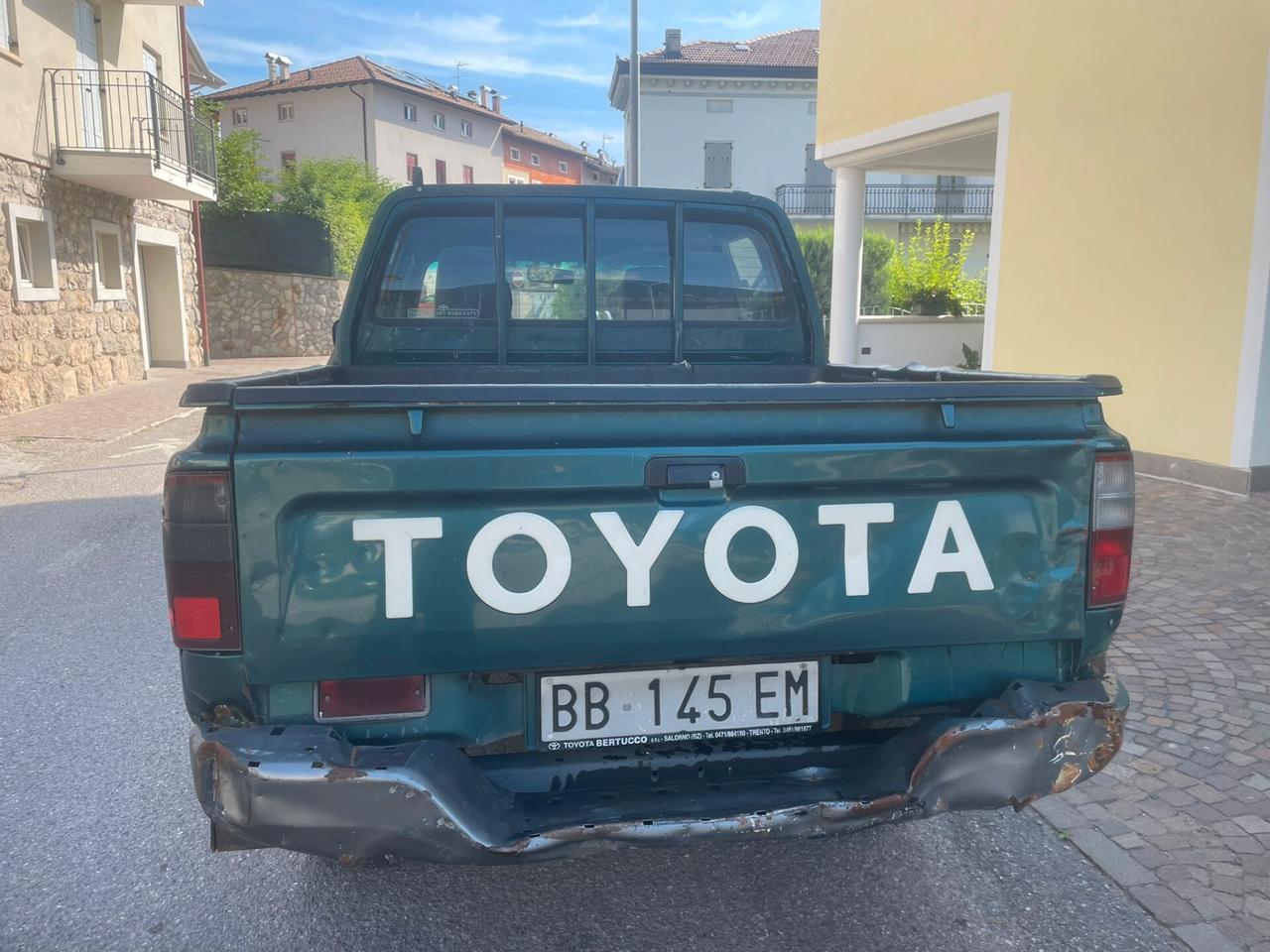 TOYOTA HILUX 4WD 2.4 TD 90CV DOUBLE CAB