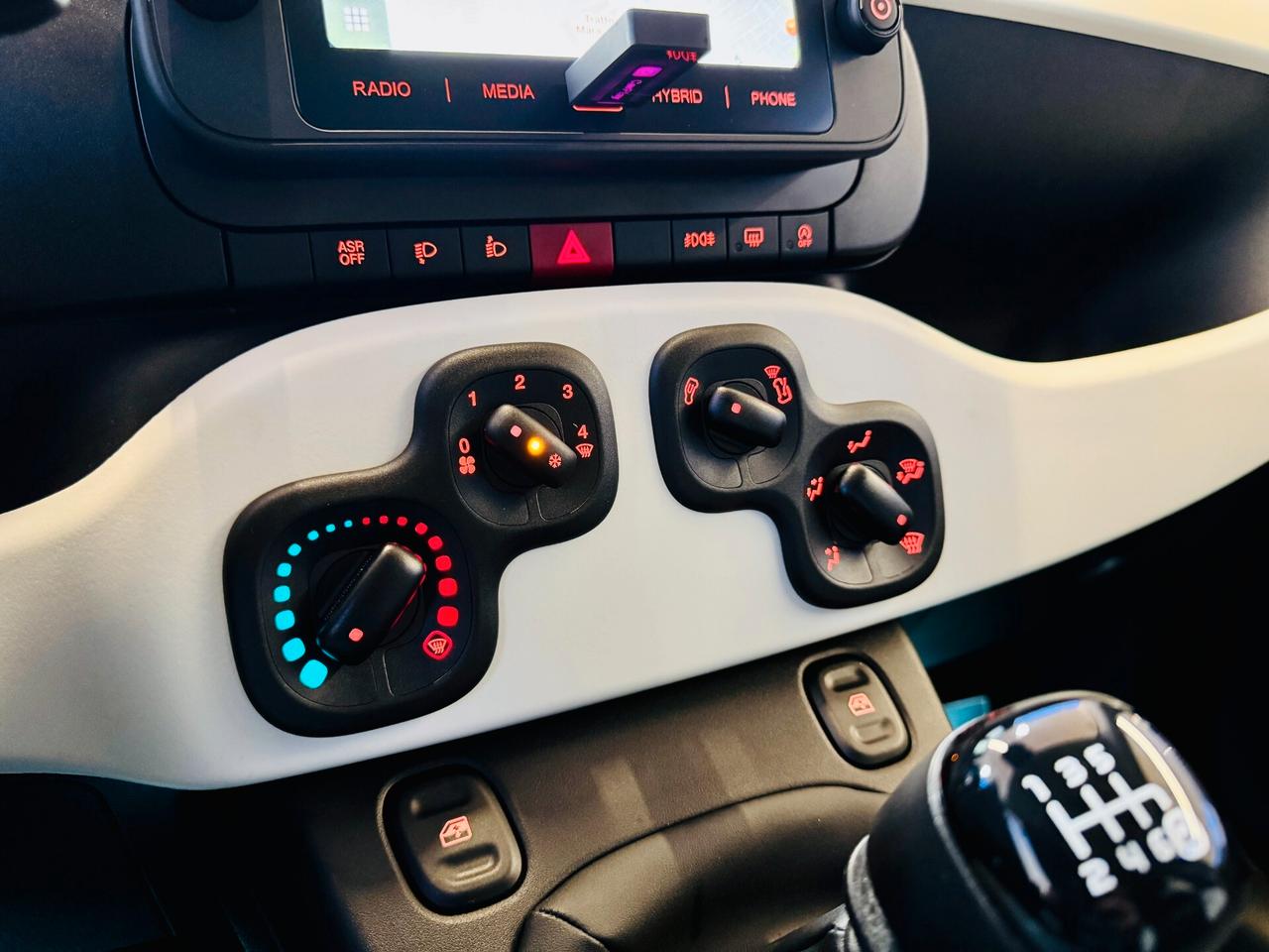 Fiat Panda 1.0 Hybrid Pandina 5Posti - Prezzo REALE