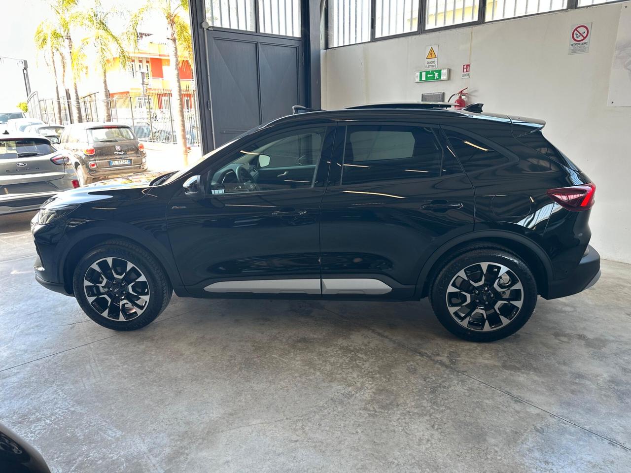 Ford Kuga 2.5 180CV FULL HYBRID 2WD ACTIVE X