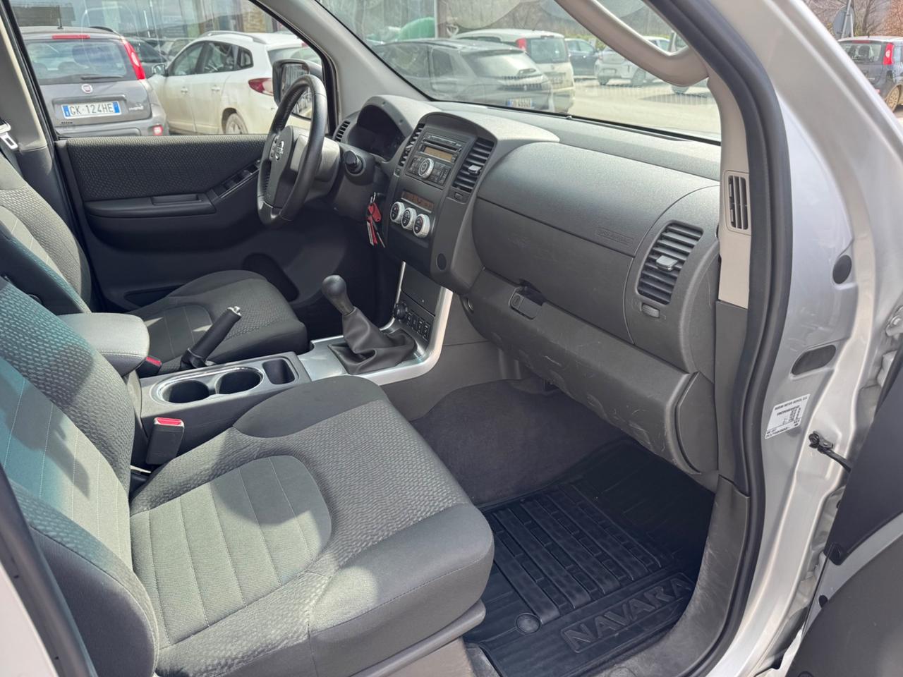 Nissan Navara 2.5 dCi 190CV 4 porte Double Cab Platinum