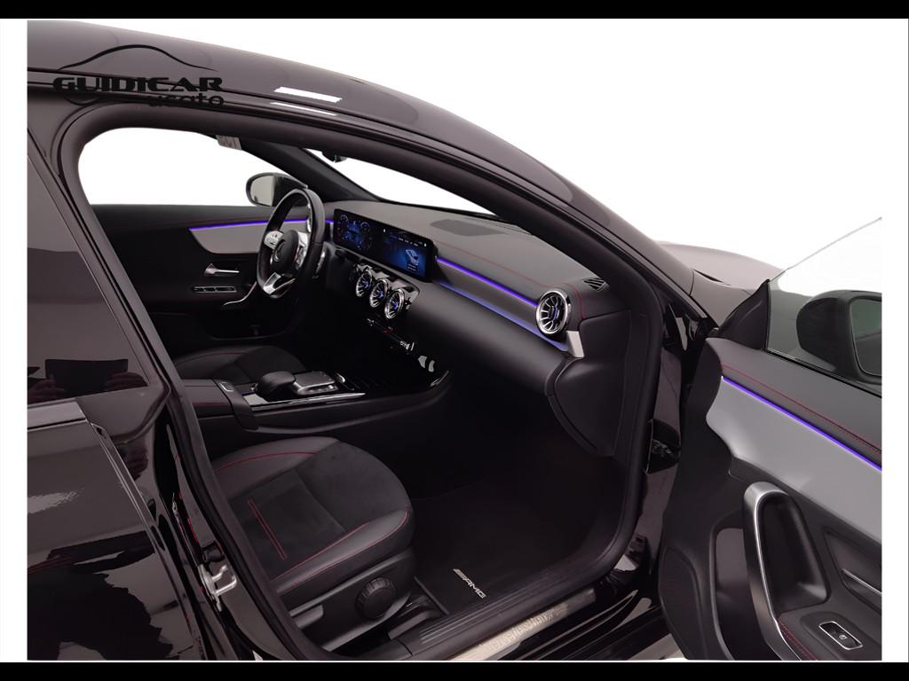 Mercedes-Benz CLA Sh.Brake - X118 - CLA Shooting Brake 200 d Premium auto