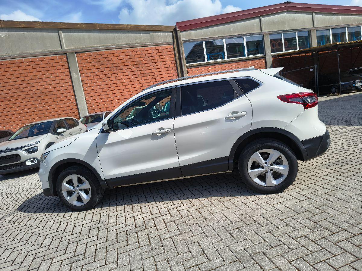 NISSAN - Qashqai - 1.6 dCi 4WD Tekna