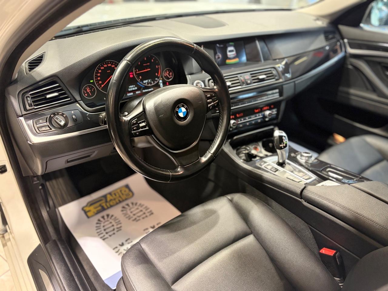 Bmw 520xDrive Touring Luxury SOLO 119.000 KM