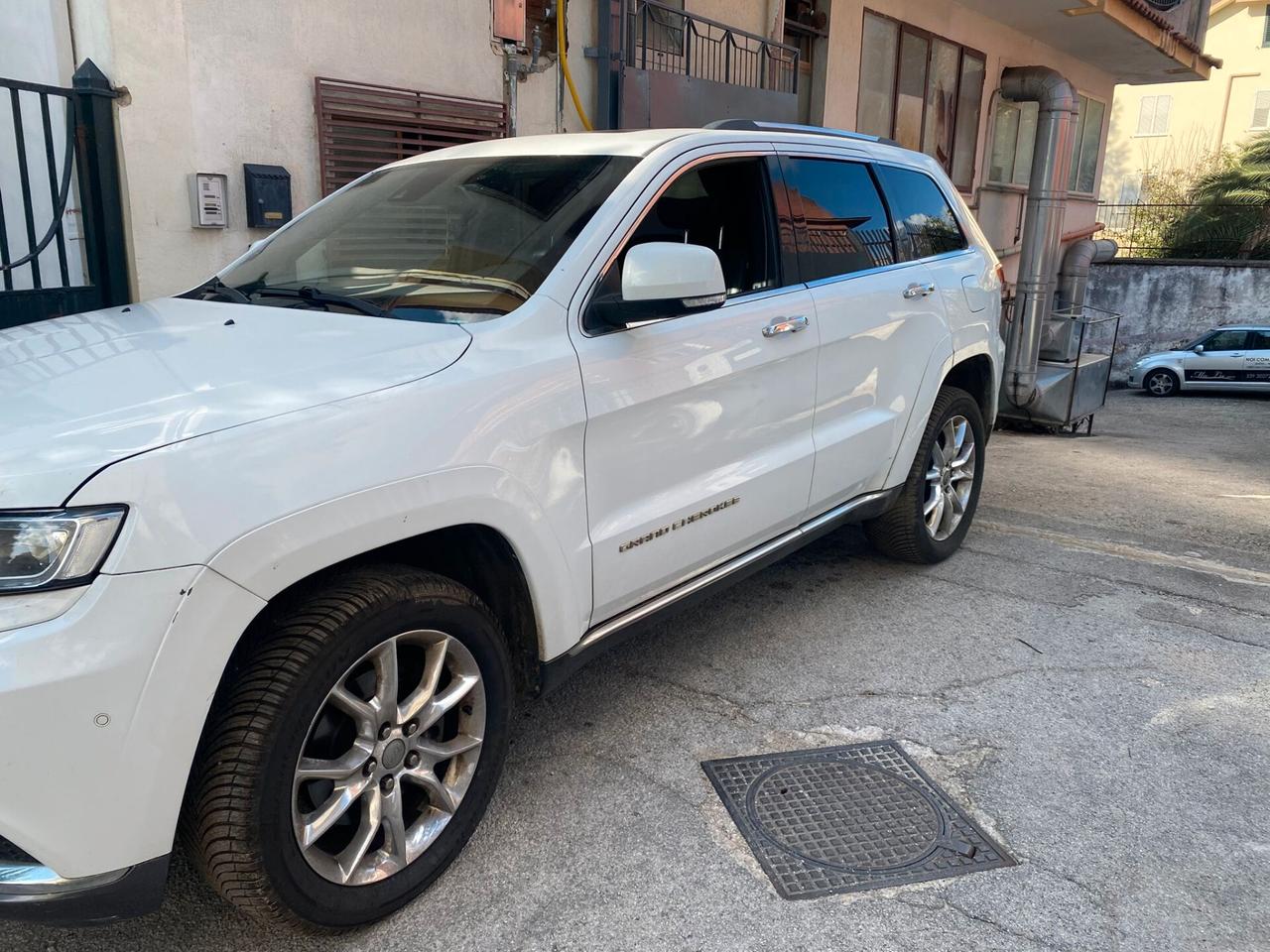 Jeep Grand Cherokee 3.0cc diesel(PRIVATO)-2016