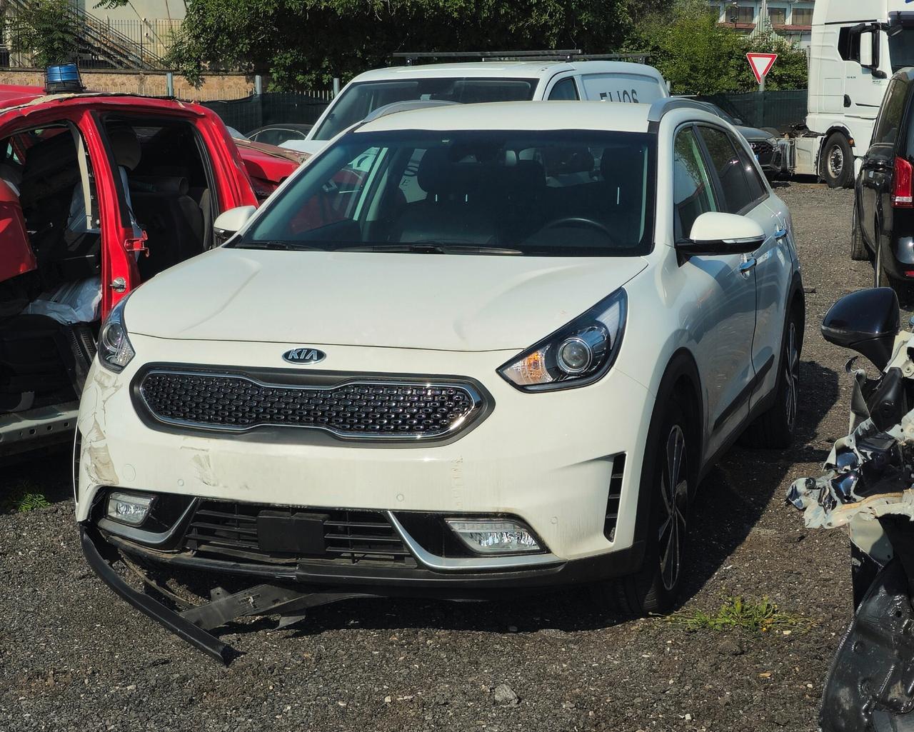 SINISTRATO Kia Niro 1.6 GDi DCT HEV Style