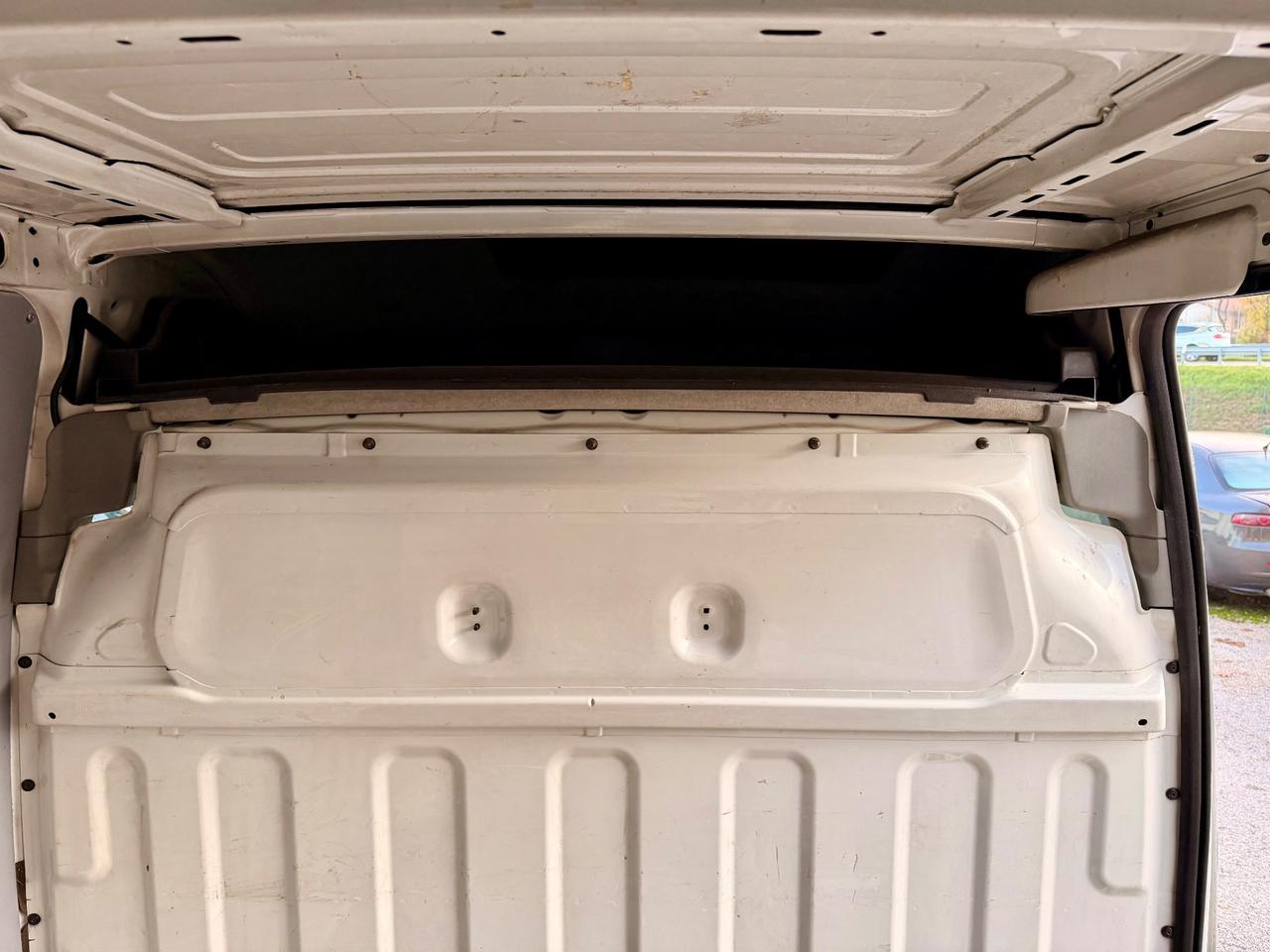 Renault Master 2.5dci 88kw TETTO ALTO PASSO CORTO