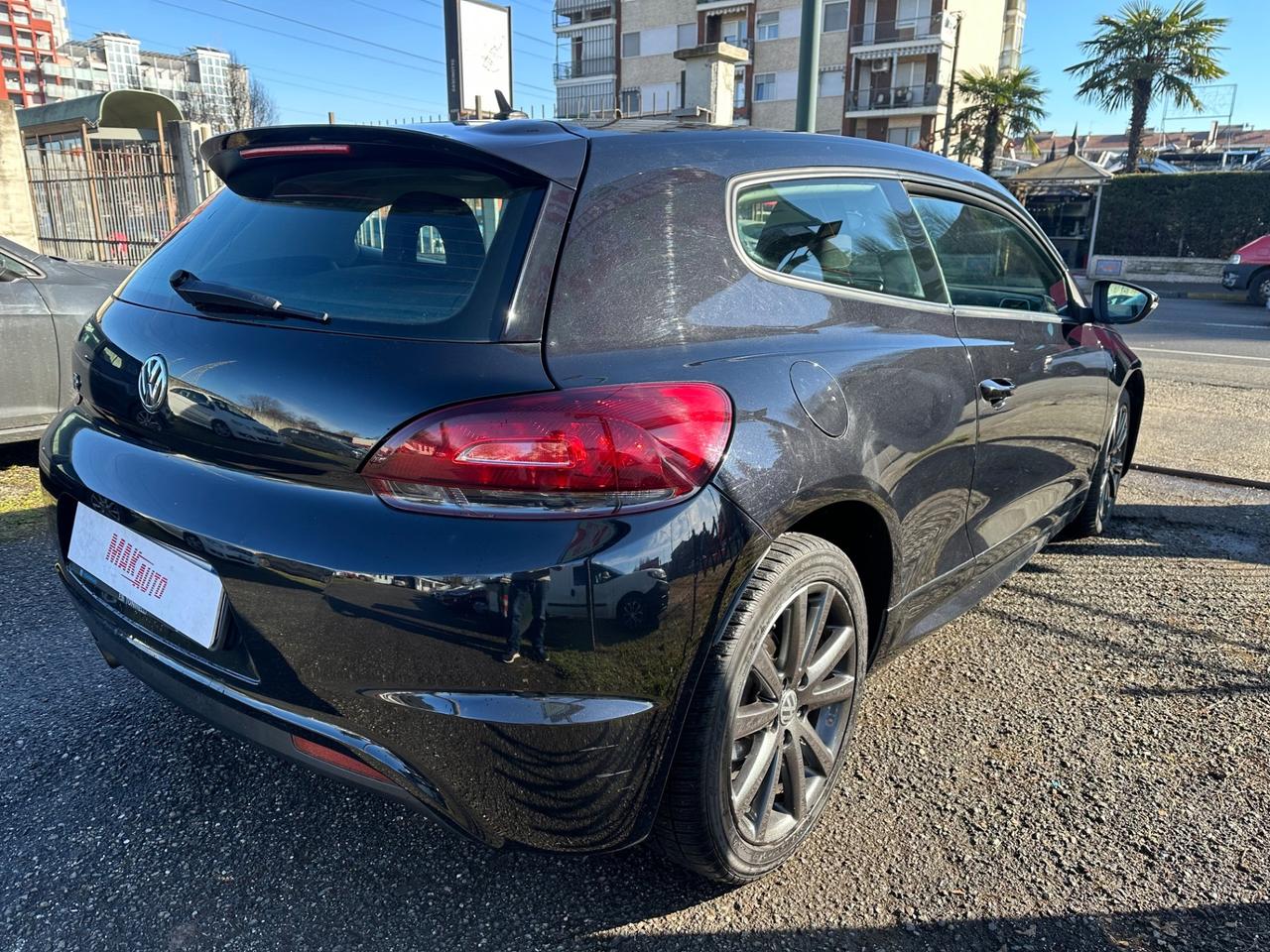 Volkswagen Scirocco 2.0 TDI 140CV Rline