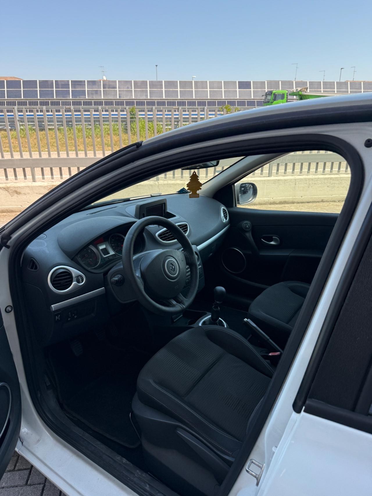 Renault Clio 1.2 16V 5 porte GPL Dynamique